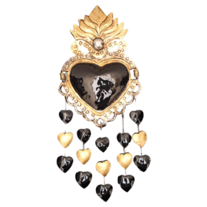 Corazón con corazónes colgantes